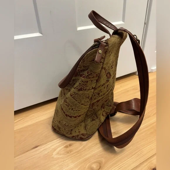 J.Jill floral tapestry 90s leather sling backpack boho Cottagecore - Picture 7 of 11